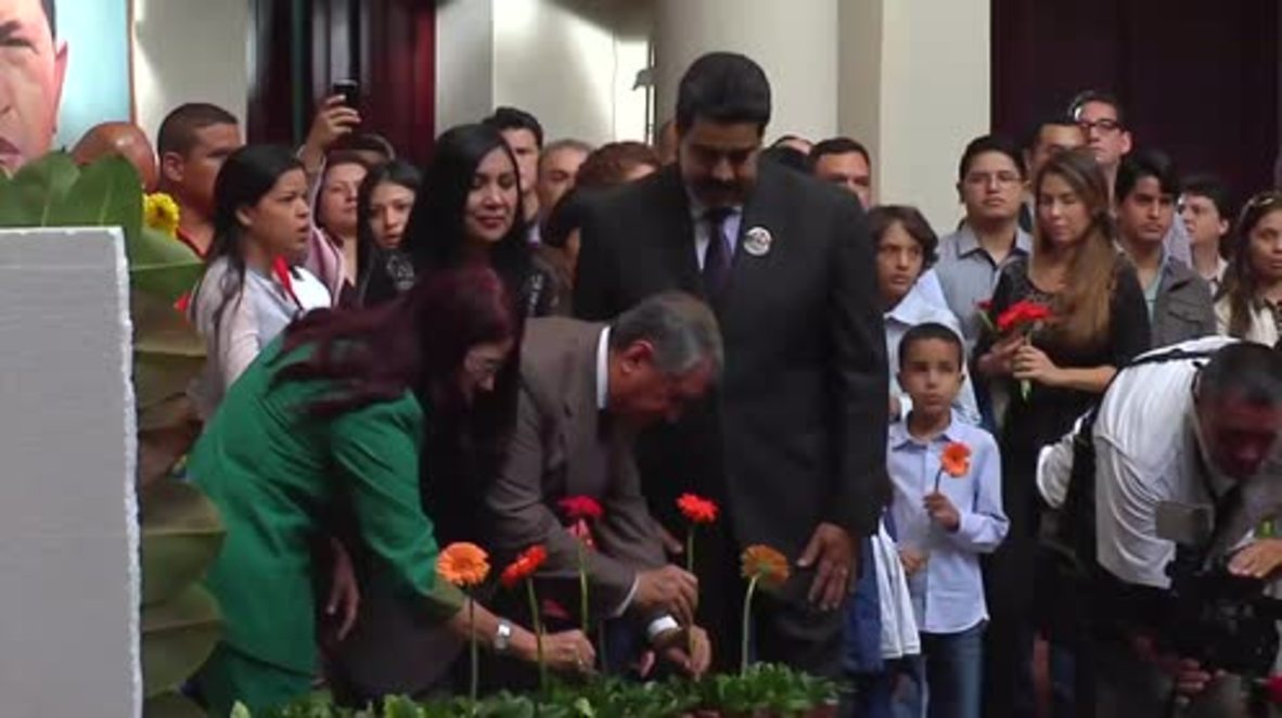 Venezuela: Maduro, Rosneft's Sechin pay tribute to Hugo Chavez in Caracas