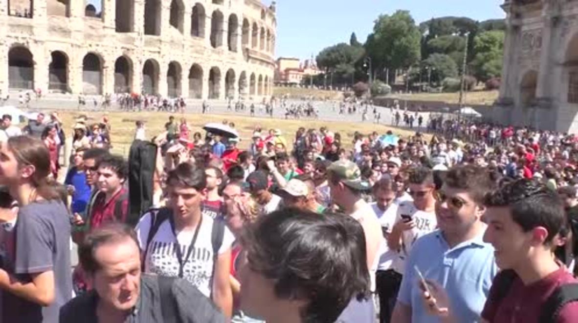 Italy: Pokemon Go gladiators battle outside Colosseum