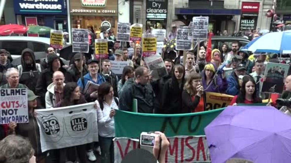 UK: 'Shame on you, Byron' - hundreds protest against deportation raid