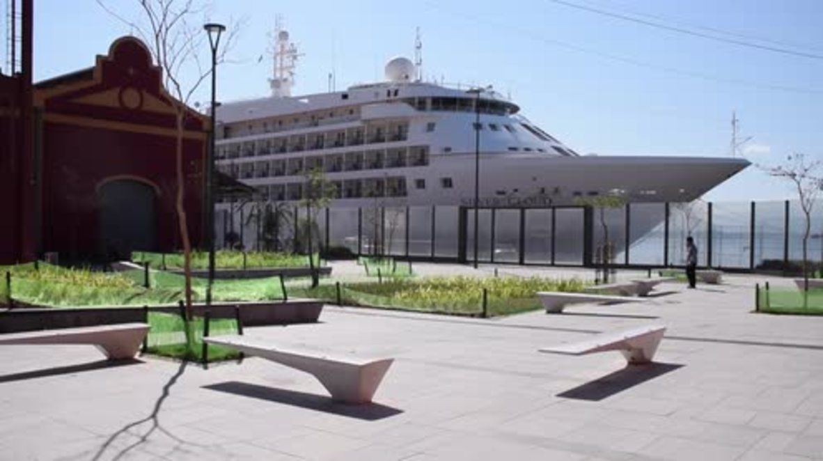 Brazil: Cruiser arrives in Rio to host US basketball teams