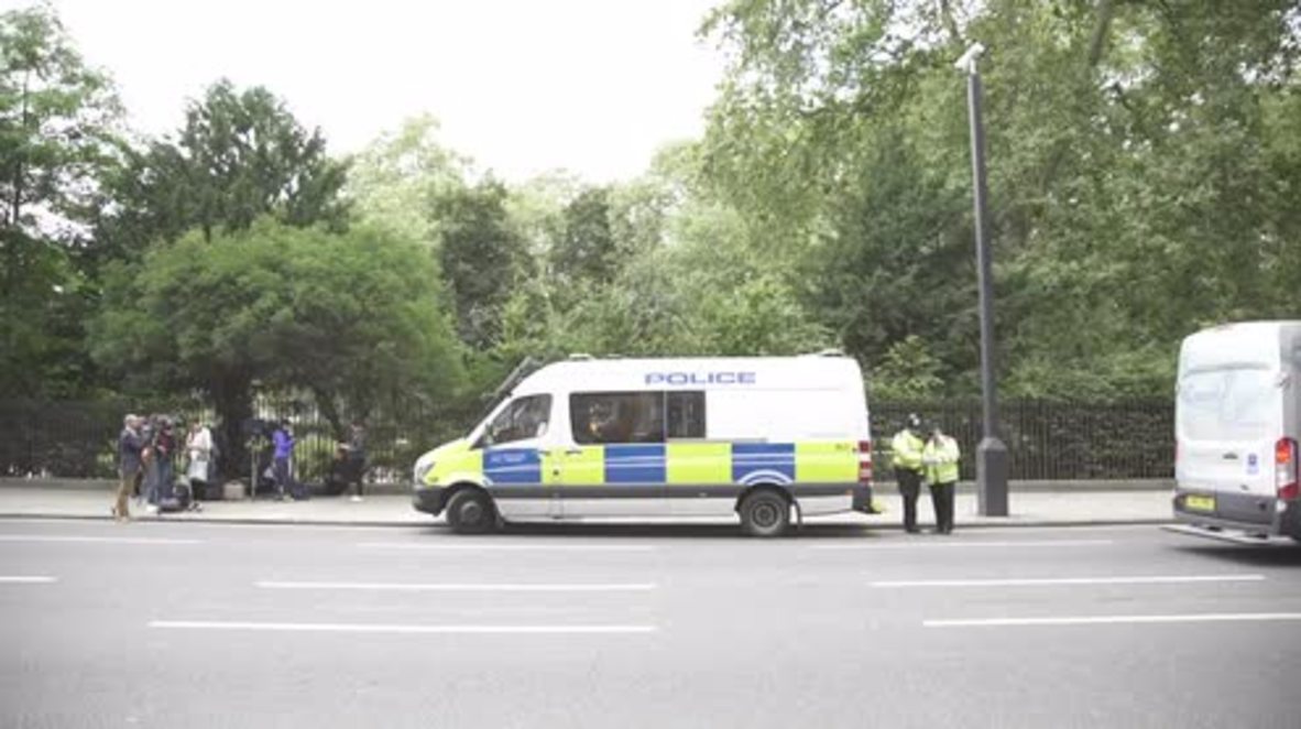 UK: London stabbing victim identified as American woman in her 60s