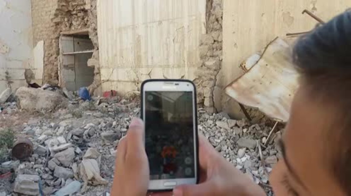 Syria: Pokemon Go players search for Pikachu & Co in war-torn Homs