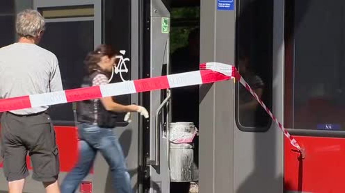 Switzerland: Police arrive on scene after man injures seven with knife attack