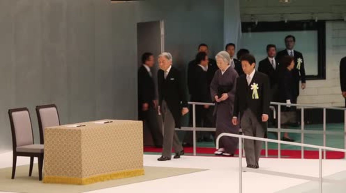 Japan: Abe honours war victims during WWII commemoration in Tokyo