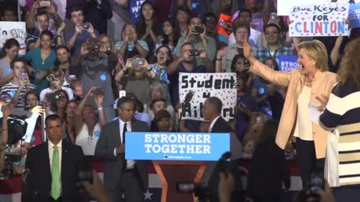 USA: 'Friends don't let friends vote for Donald Trump' – Clinton
