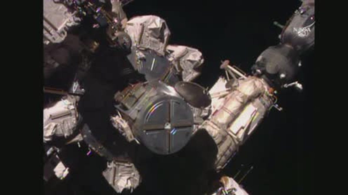 ISS: Expedition 48 astronauts conduct spacewalk