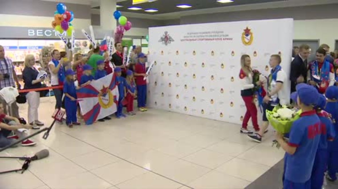 Russia: Olympic athletes received in Moscow with warm welcome