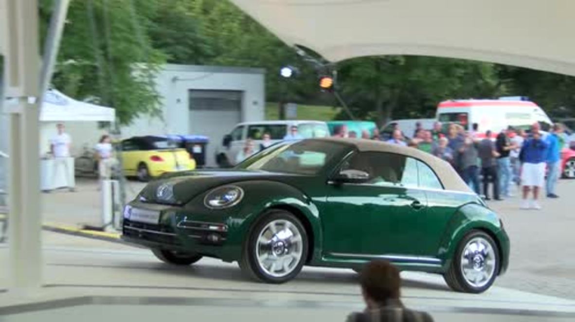 Germany: VW Beetle enthusiasts gather in Travemuende for Sunshine Tour 2016