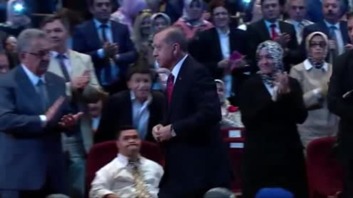 Turkey: Kurds to be targeted, says Erdogan, as Turkish tanks roll into N. Syria