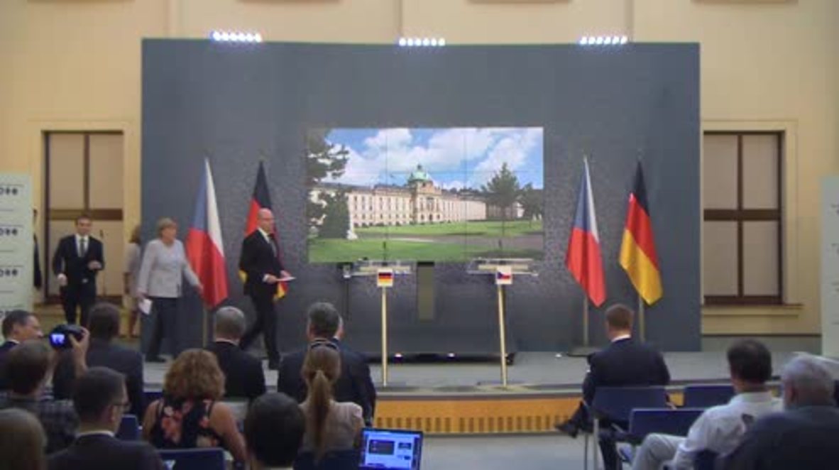 Czech Republic: Merkel and Czech PM Sobotka find common ground in Prague