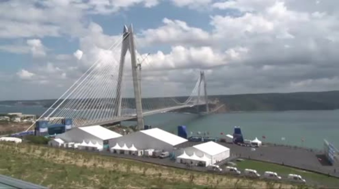 Turkey: Erdogan opens third bridge over the Bosphorus amid high security