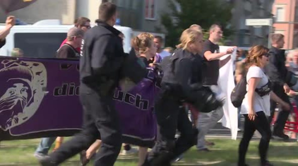 Germany: Far-right rally calls for 'asylum-tide' to stop at Polish border