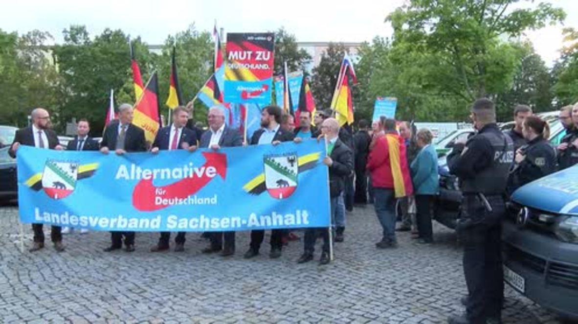 Germany: 'Merkel must go' - AfD rally against refugee policy in Dessau-Rosslau