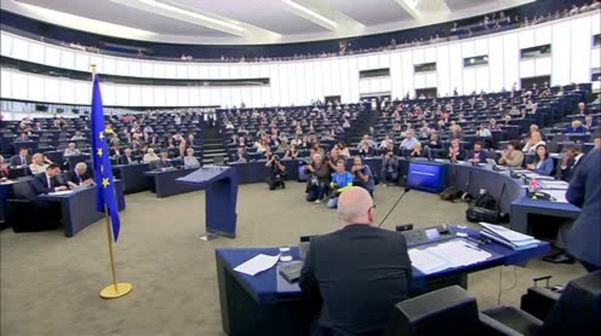 France: Europe "should work towards common military force"- Juncker