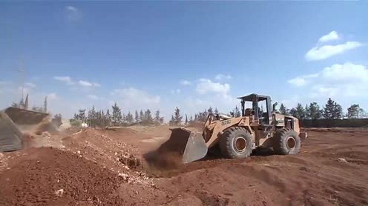 Syria: Syrian Army prepares to withdraw tanks from Aleppo's Castello Road