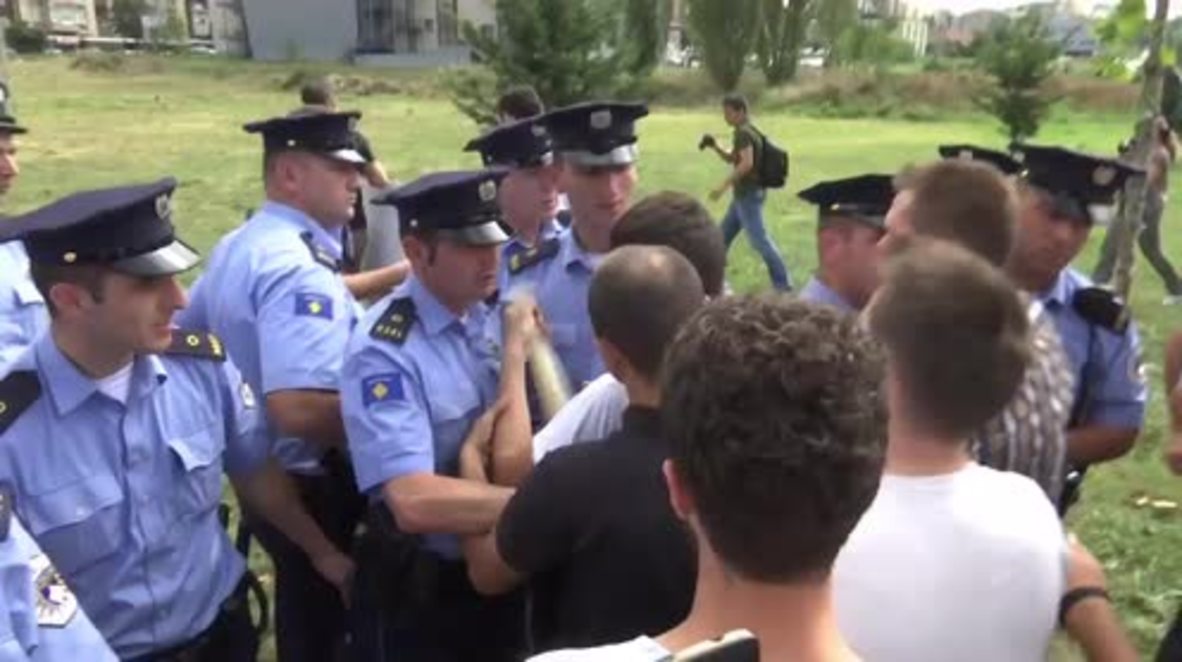Serbia: Violence as Pristina student group rallies against Serbian Orthodox Church