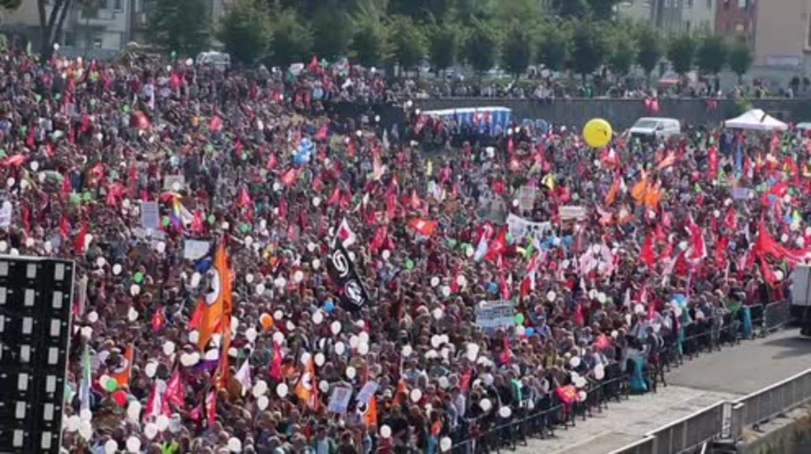 Germany: Cologne stands still as TTIP protesters march through city