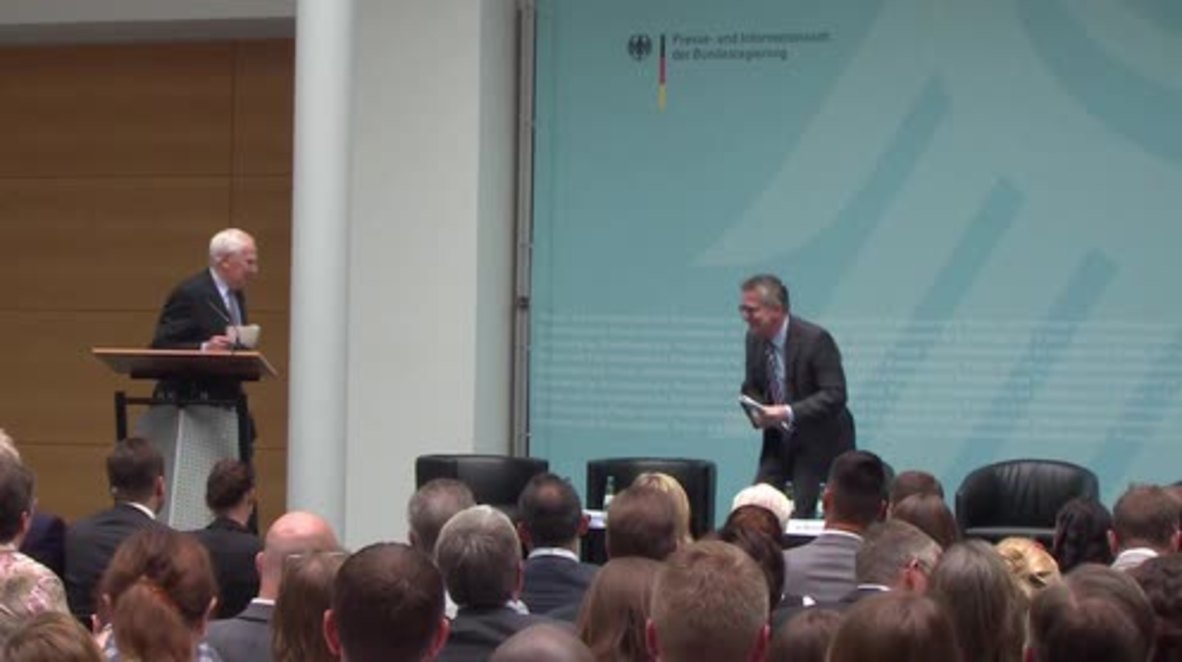 Germany: De Maiziere discusses integration and Islam in Germany
