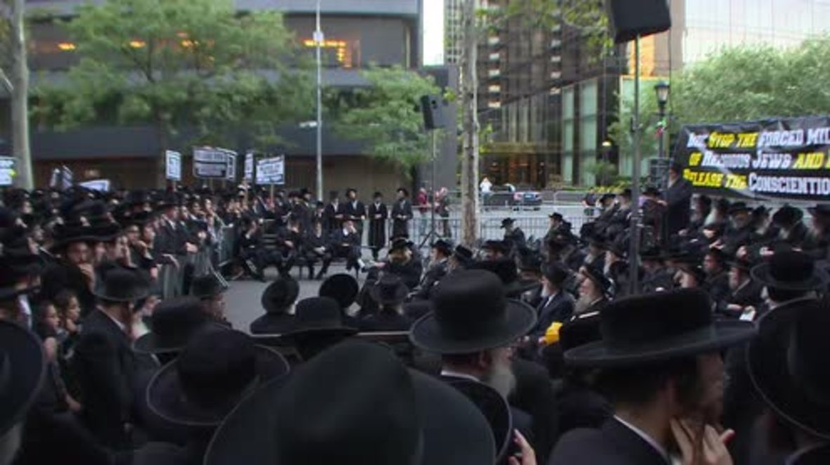 USA: Hundreds of Orthodox Jews rally against Netanyahu in NYC