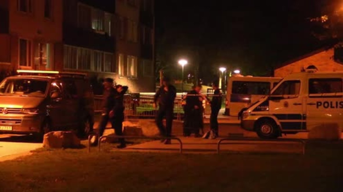 Sweden: Police search for suspect in Malmo after shooting injures 4