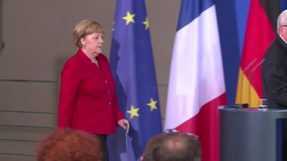 Germany: Juncker hails 'sexy' topic of a common European digital market
