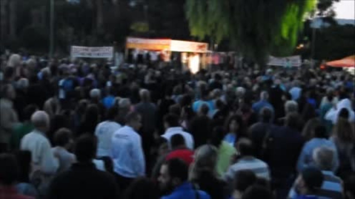 Greece: Hundreds of Chios residents protest against refugee influx