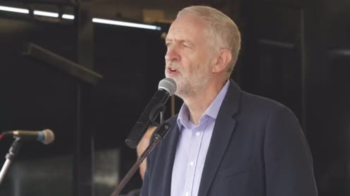 UK: Corbyn slams Theresa May's grammar school plans during Jarrow rally