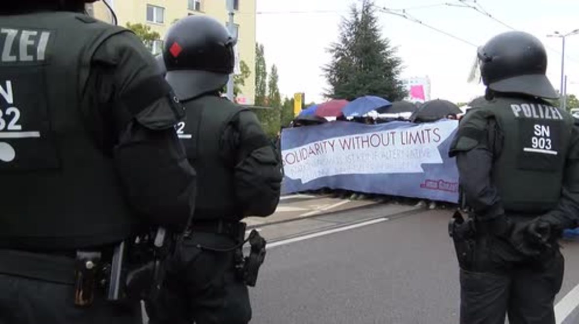 Germany: Leftists demonstrate against Unity day in Dresden