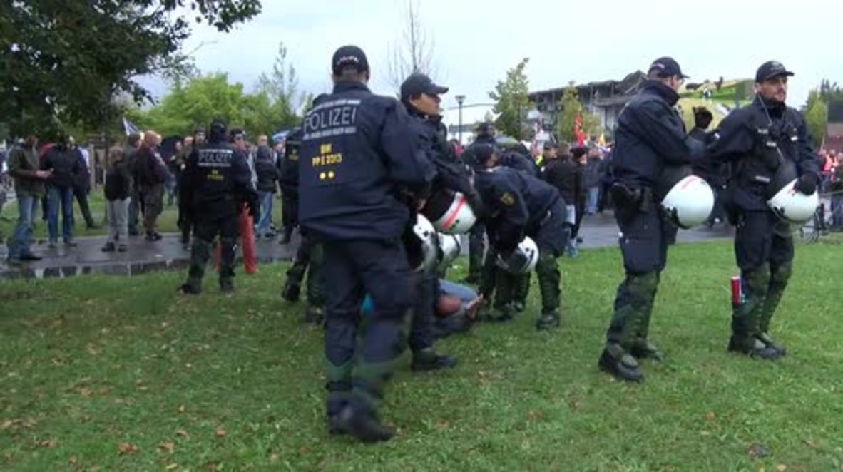 Germany: Protester arrested in Dresden during German Unity Day celebrations