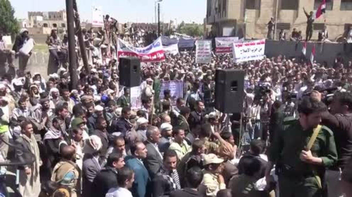 Yemen: Thousands decry deadly Saudi-led airstrike on funeral in Sanaa