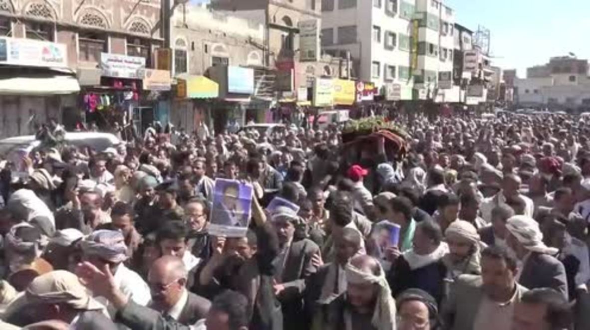 Yemen: Thousands mourn the death of Sanaa’s Mayor following market hall air strike