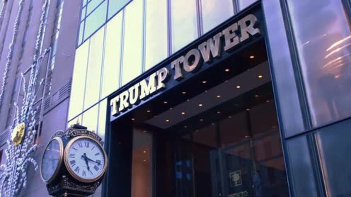 USA: 'Pussy power' strikes outside Trump Tower as hundreds protest Republican nominee