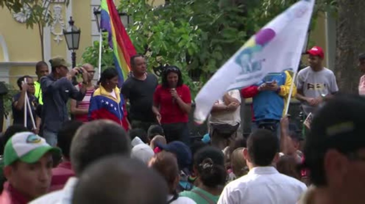 Venezuela: Maduro supporters protest opposition demands for impeachment trial