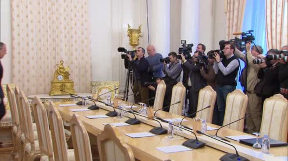 Russia: Lavrov meets with Syrian FM Walid Muallem for crisis talks