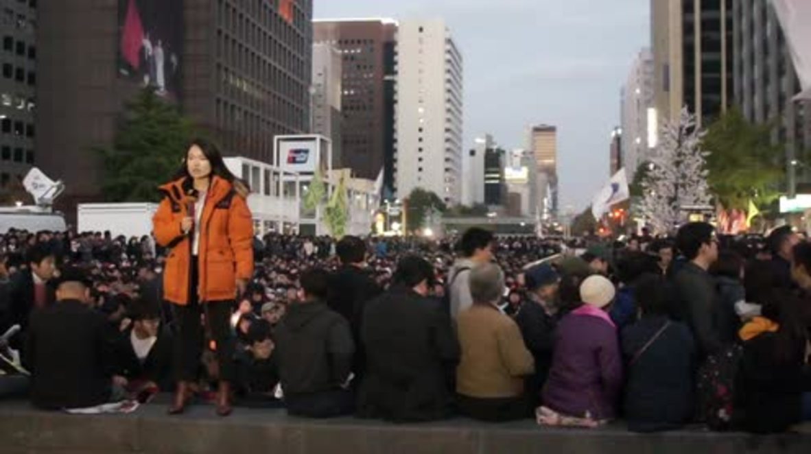 South Korea: Thousands urge President Park Geun-hye to quit following scandal