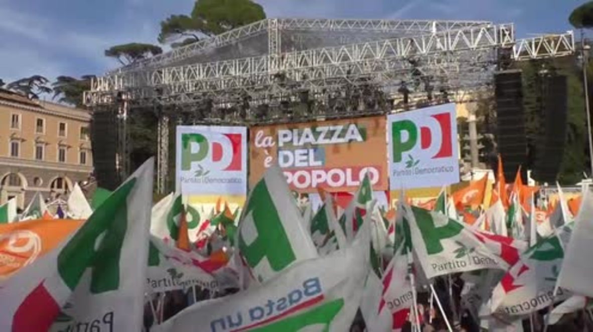 Italy: Renzi promotes Italy's role in EU ahead of referendum