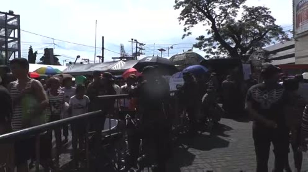 Philippines: Thousands honour All Saints Day in Manila