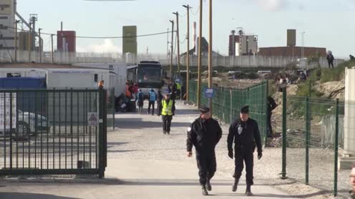 France: Relocation of child refugees commences in Calais
