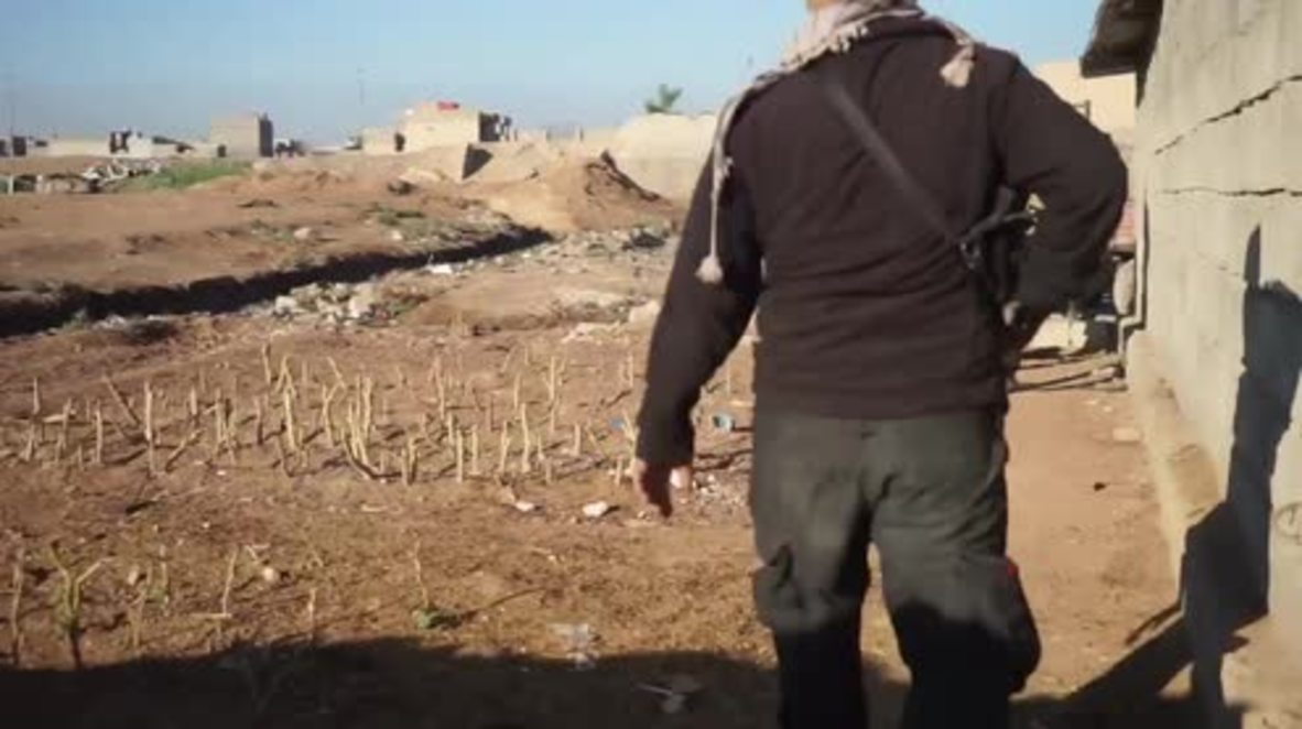 Iraq: Special forces patrol Gogjali as fresh assault launched on Mosul *GRAPHIC*