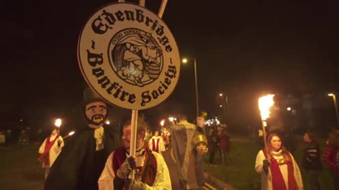 UK: Trump effigy meets a fiery end at Edenbridge bonfire night