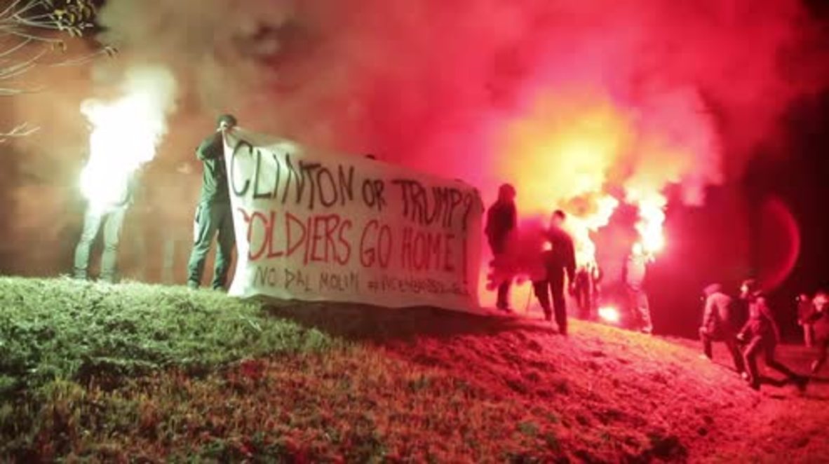 Italy: “Clinton or Trump? Soldiers go home!” demand protesters at US army base