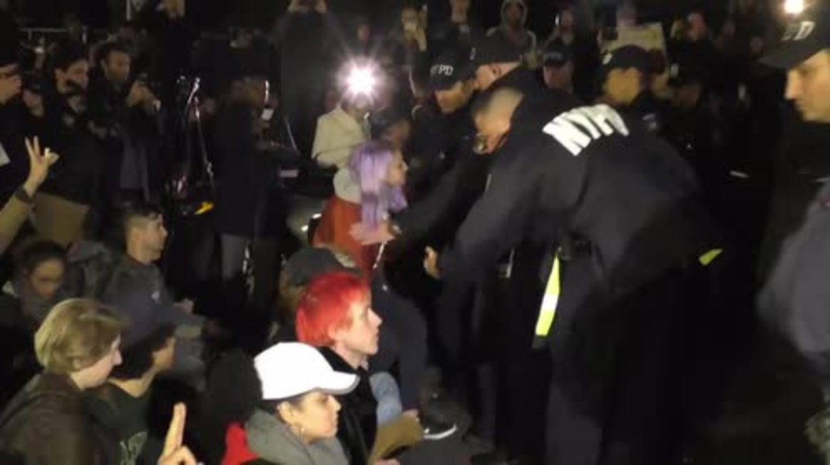 USA: 16 anti-Trump protesters arrested in NYC