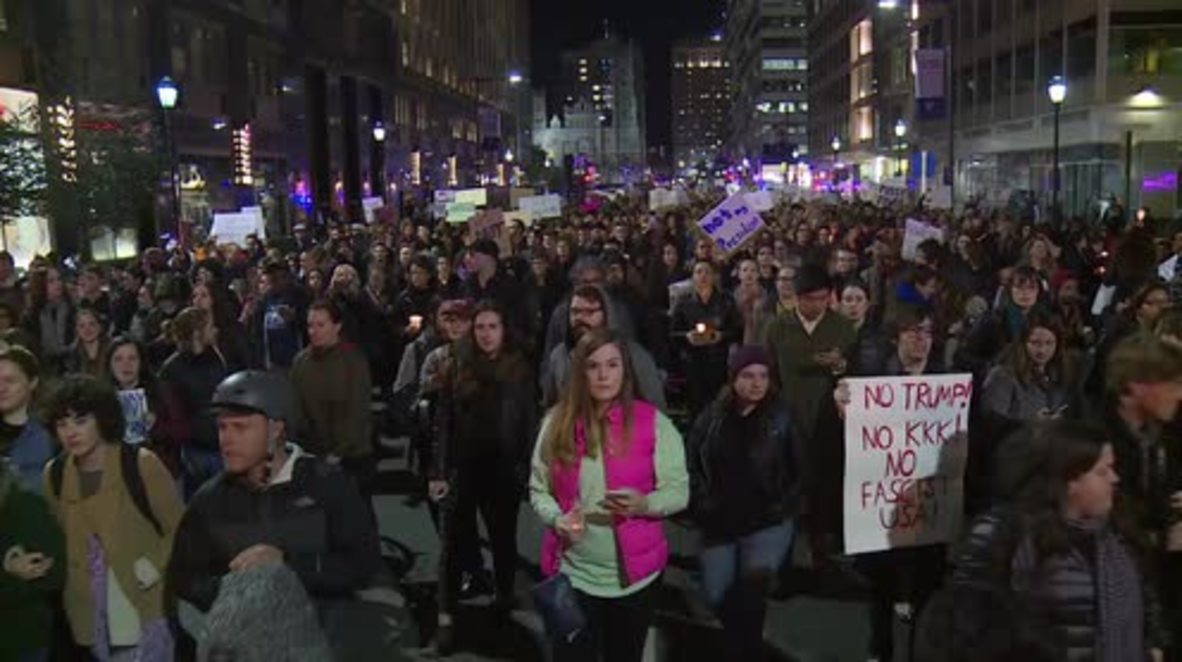 USA: Hundreds rally against Trump in Philadelphia protest