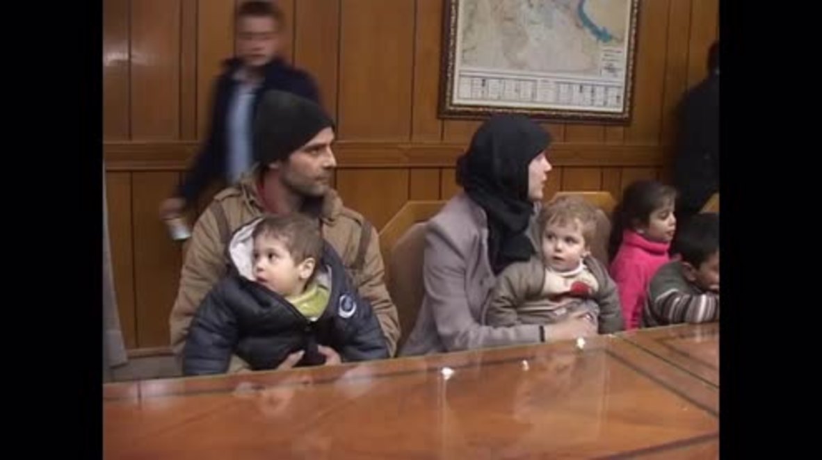 Syria: E. Aleppo 'like hell' - escaped civilians recount life in militant-held areas of embattled city