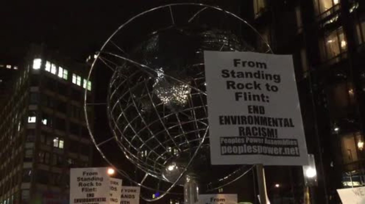 USA: DAPL protests in solidarity with activist injured by reported police grenade