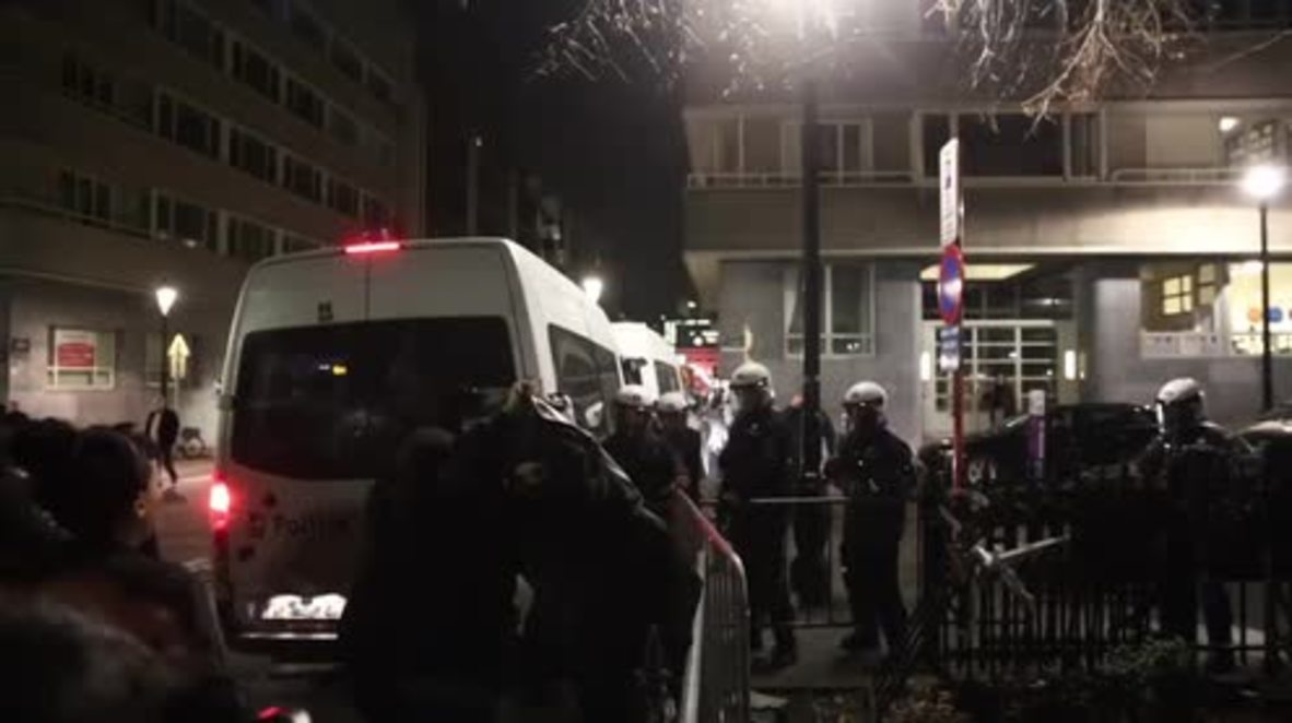 Belgium: Antifa pepper-sprayed as police protect Golden Dawn offices in Brussels
