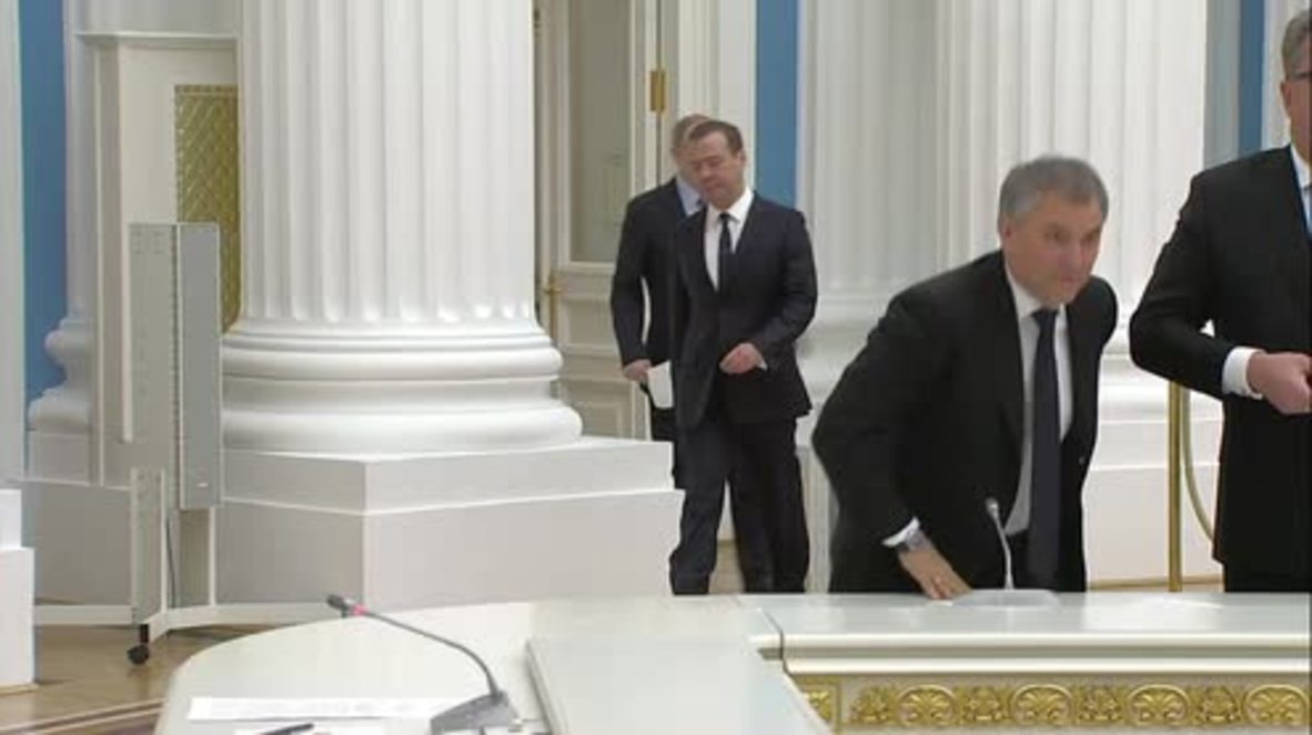 Russia: Putin discusses non-oil exports with economic development council