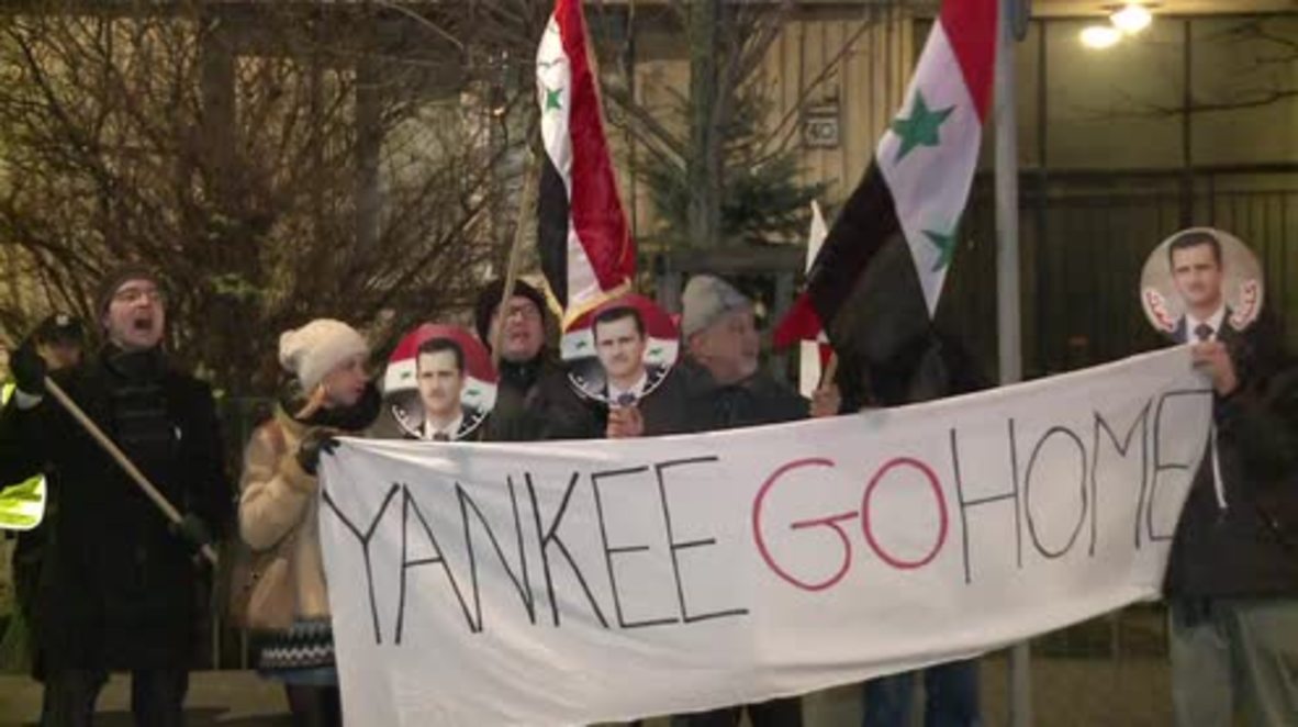 Poland: Protesters face off outside Russian Embassy in Warsaw