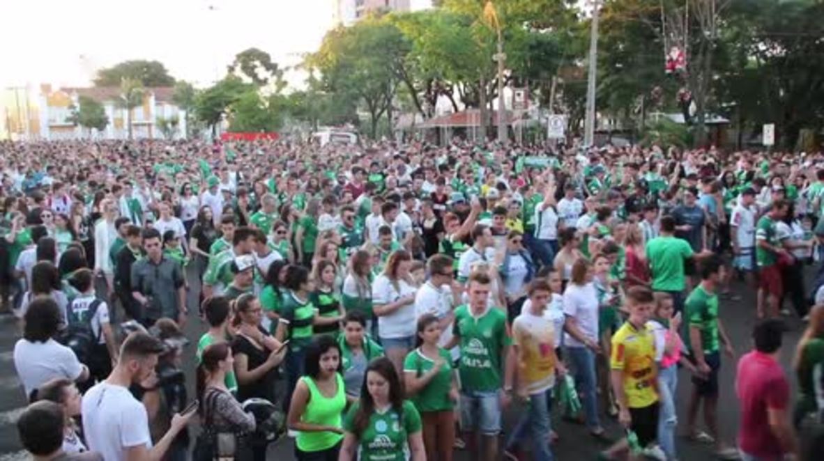 Brazil: Chapecoense fans march through Chapeco in mourning for crash victims