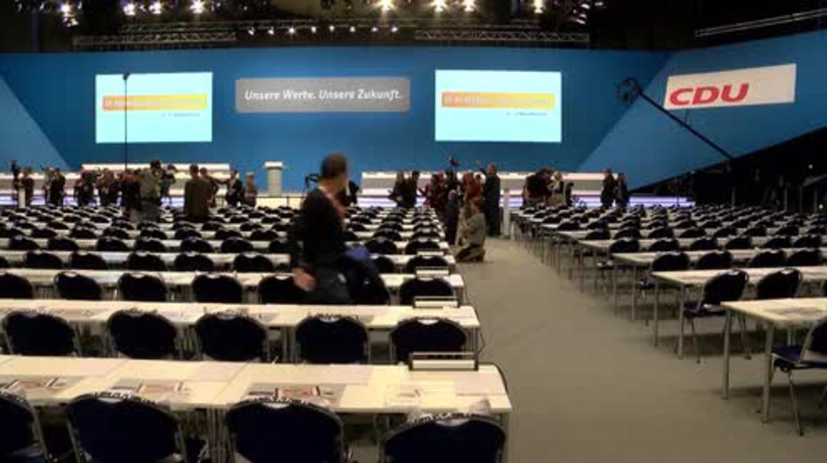 Germany: Too much exposure? See moment Merkel stops interview because of 360 degree camera